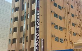 Dream Square Hotel